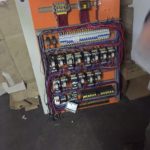 Viejo tablero eléctrico