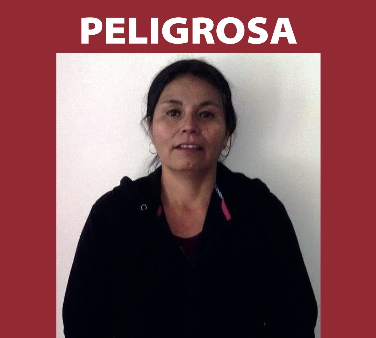 SU NOMBRE ES JESSICA SALINAS CONTRERAS, C.I. 11.885.655-4, AGRESORA POR SEGUNDA VEZ DE TRABAJADORA DE LA COMUNIDAD CAMINO AL METRO. EXISTEN YA DOS DENUNCIAS EN FISCALIA Y SE PROSEGUIRAN NUEVAS ACCIONES LEGALES POR SU ACTUACION DELICTUAL SI LA VE MERODEANDO POR EL EDIFICIO O CERCANIAS AVISE DE INMEDIATO A CONSERJERIA AL 22 7173528